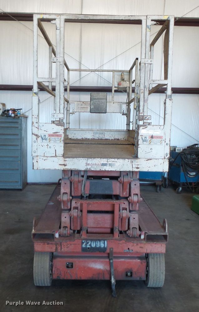 image for item FM9554 Snorkel SL25 scissor lift