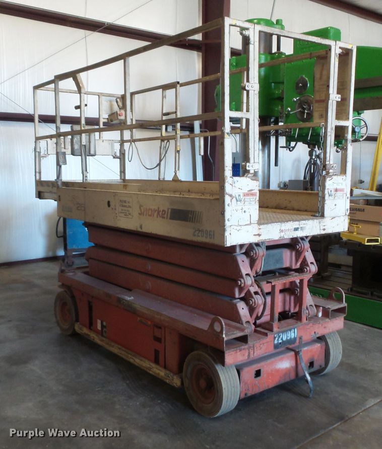 image for item FM9554 Snorkel SL25 scissor lift