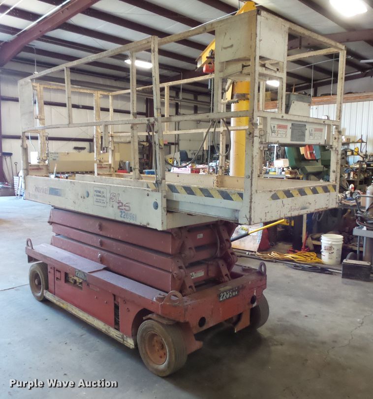 image for item FM9554 Snorkel SL25 scissor lift