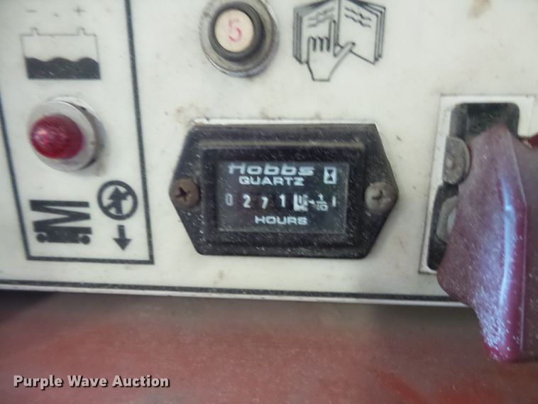 image for item FM9554 Snorkel SL25 scissor lift