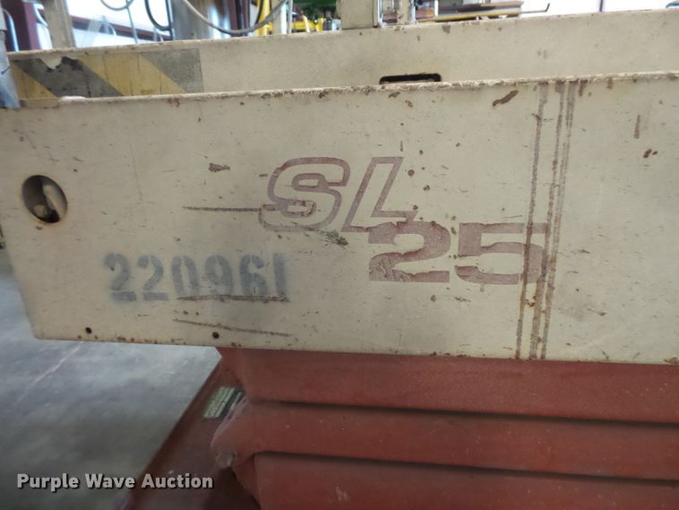 image for item FM9554 Snorkel SL25 scissor lift