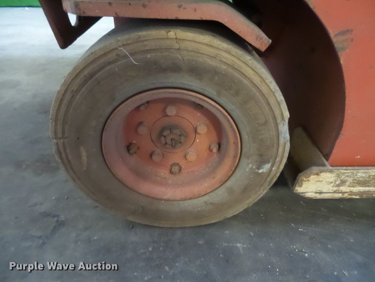 image for item FM9554 Snorkel SL25 scissor lift