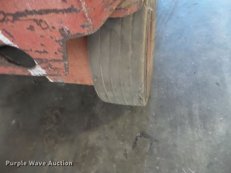 image for item FM9554 Snorkel SL25 scissor lift