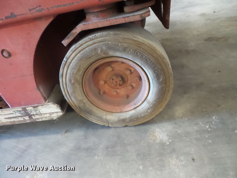 image for item FM9554 Snorkel SL25 scissor lift