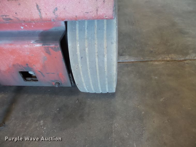 image for item FM9554 Snorkel SL25 scissor lift