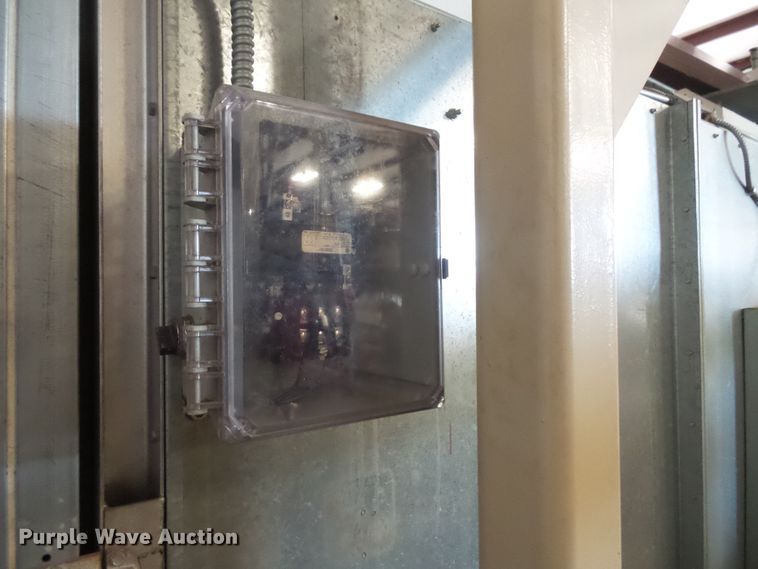 image for item FM9560 Paint booth