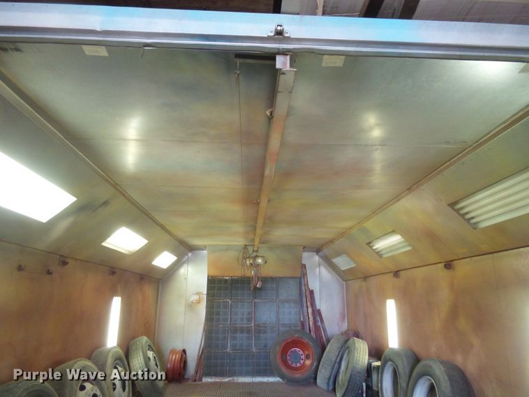 image for item FM9560 Paint booth