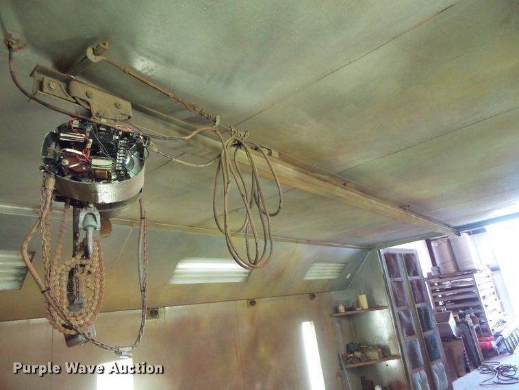 image for item FM9560 Paint booth