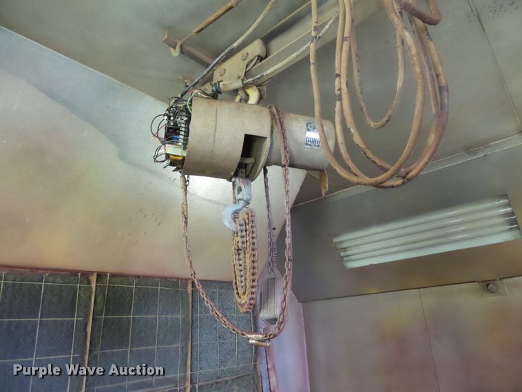 image for item FM9560 Paint booth