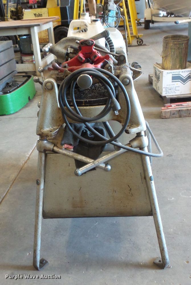 image for item FM9584 Ridgid 500A pipe threader