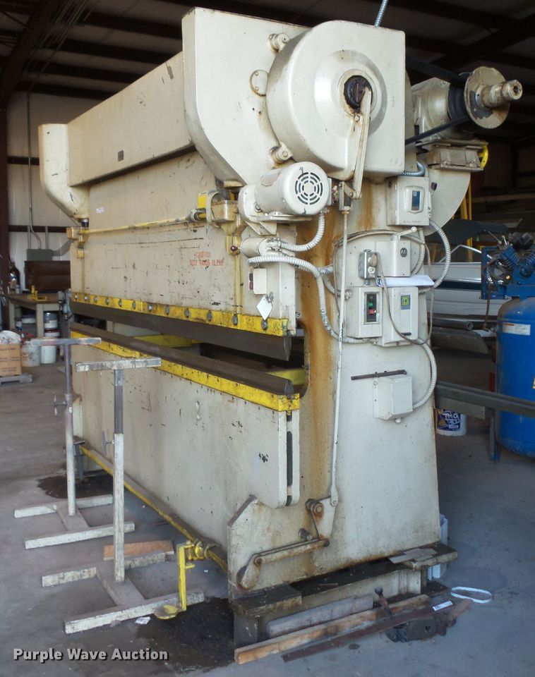 image for item FM9586 Chicago 8L10 steel press brake
