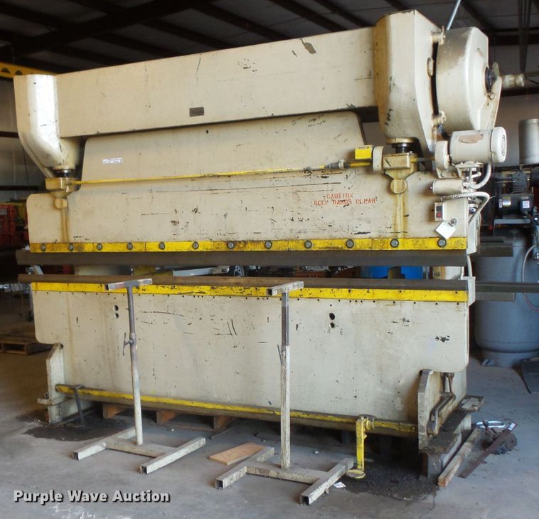 image for item FM9586 Chicago 8L10 steel press brake