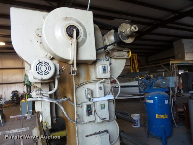 image for item FM9586 Chicago 8L10 steel press brake