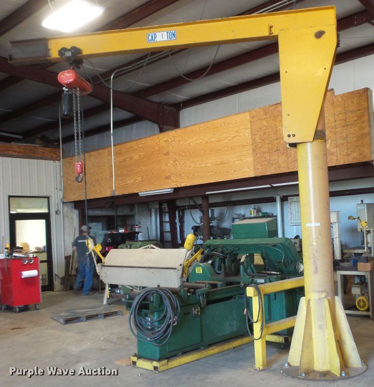 image for item FM9594 Pivot hoist