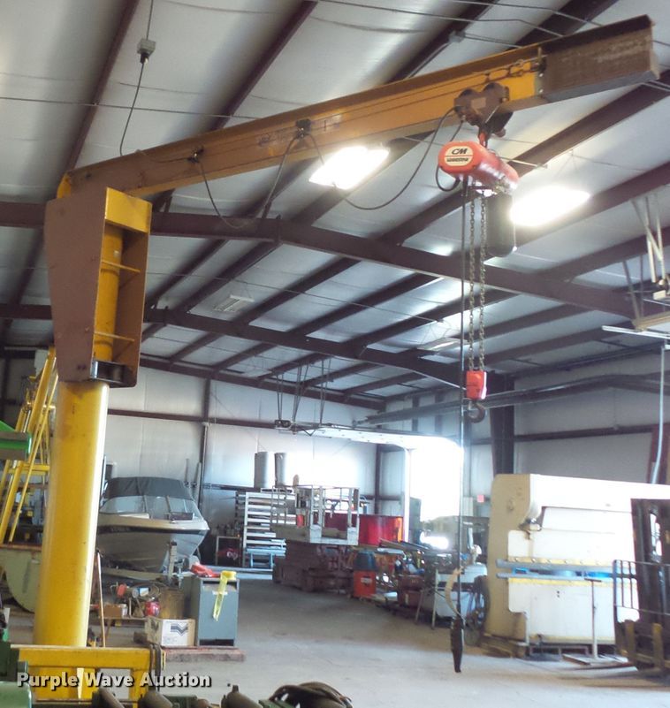 image for item FM9594 Pivot hoist