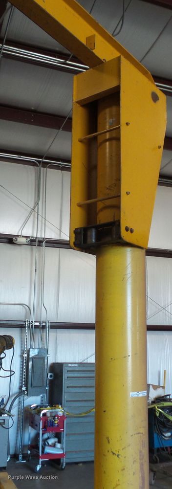 image for item FM9594 Pivot hoist