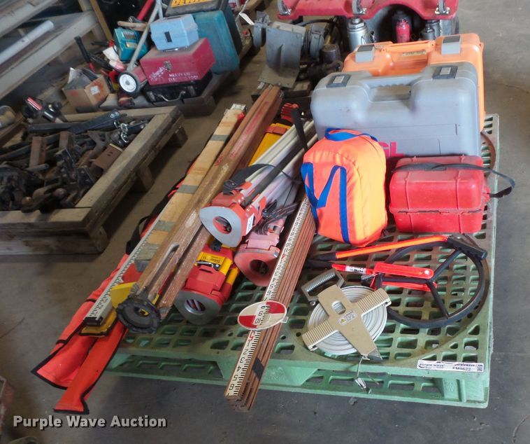 image for item FM9622 Survey equipment