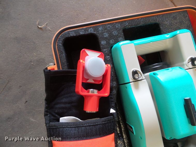 image for item FM9622 Survey equipment