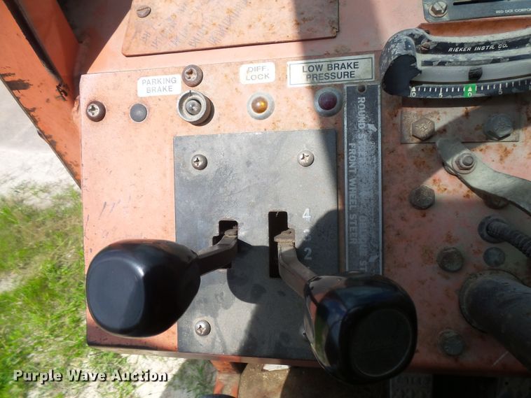 image for item FM9627 Lull 844B telehandler