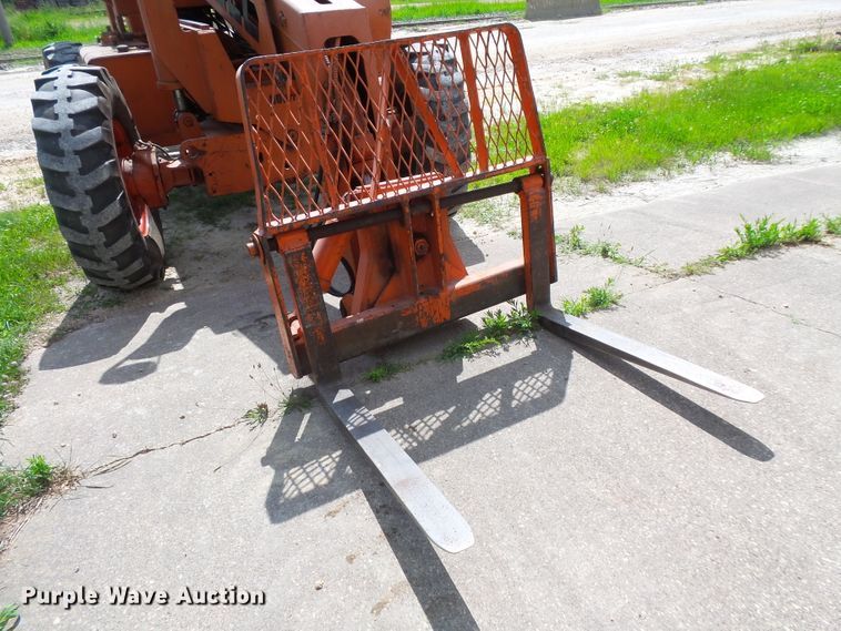 image for item FM9627 Lull 844B telehandler