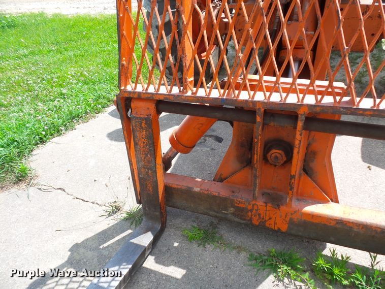 image for item FM9627 Lull 844B telehandler