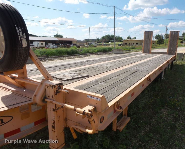 image for item FM9628 2008 Kaufman equipment trailer