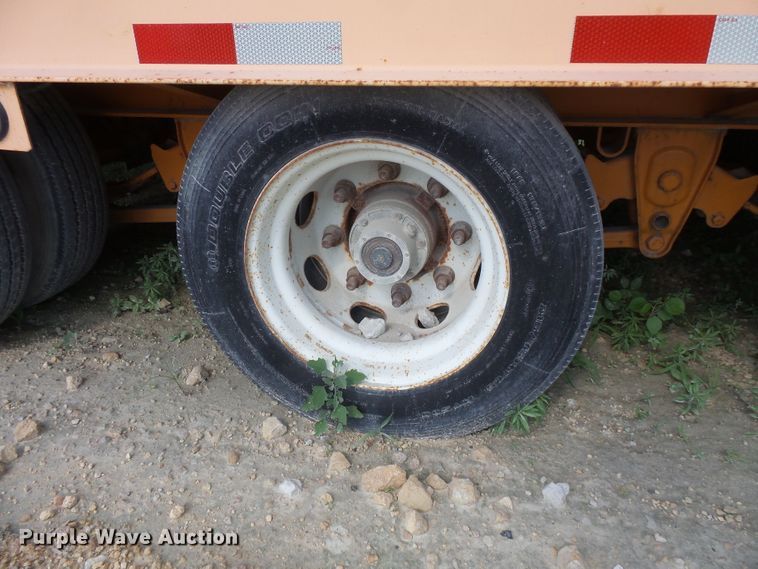 image for item FM9628 2008 Kaufman equipment trailer