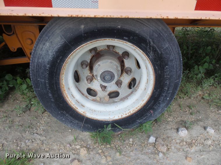 image for item FM9628 2008 Kaufman equipment trailer