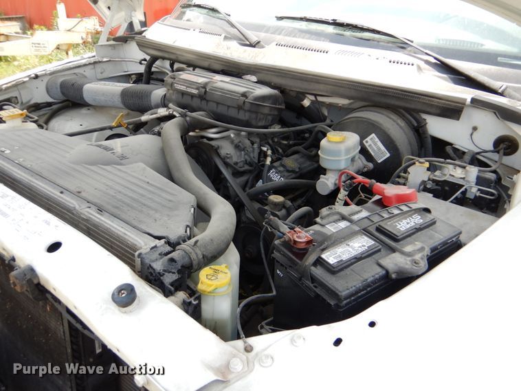 image for item FT9315 2001 Dodge Ram 1500 pickup truck