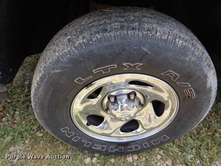 image for item FT9315 2001 Dodge Ram 1500 pickup truck