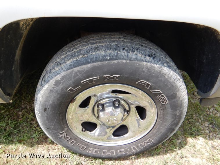 image for item FT9315 2001 Dodge Ram 1500 pickup truck