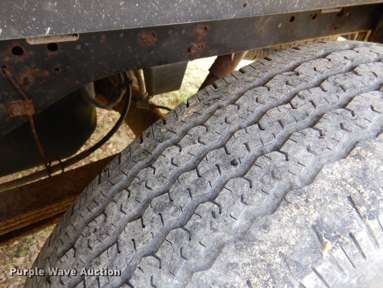 image for item FT9315 2001 Dodge Ram 1500 pickup truck