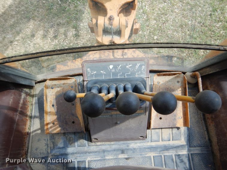 image for item FT9317 1989 Case 580 Super K backhoe