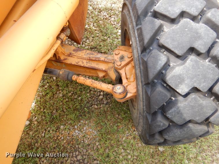 image for item FT9317 1989 Case 580 Super K backhoe