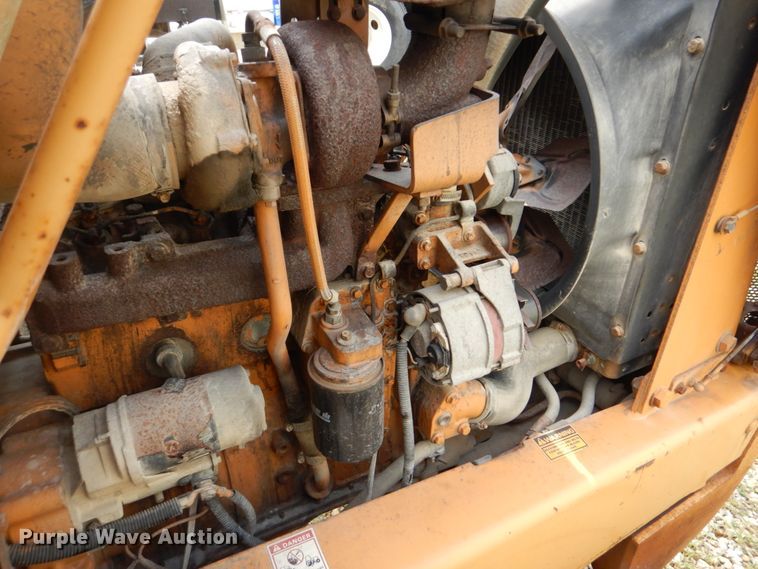 image for item FT9317 1989 Case 580 Super K backhoe