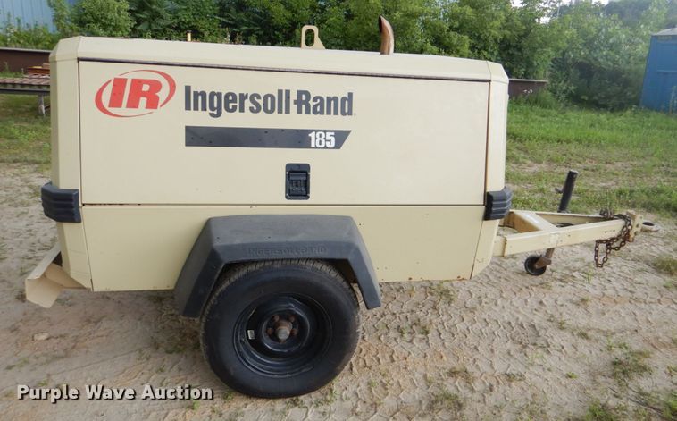 image for item FT9320 1997 Ingersoll Rand P185WJD air compressor