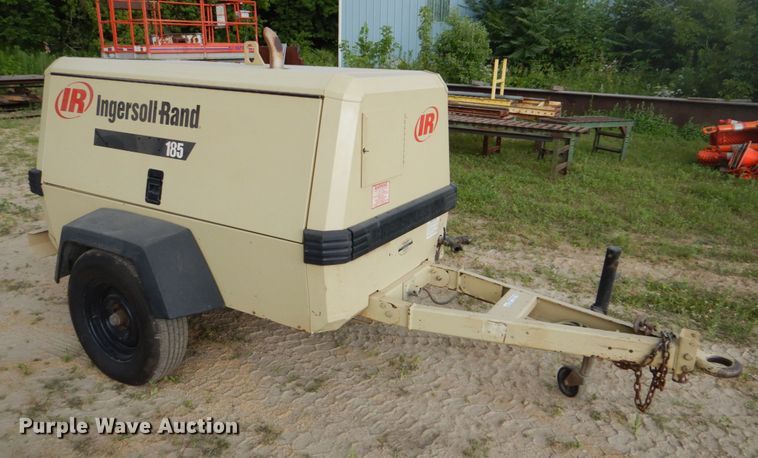 image for item FT9320 1997 Ingersoll Rand P185WJD air compressor