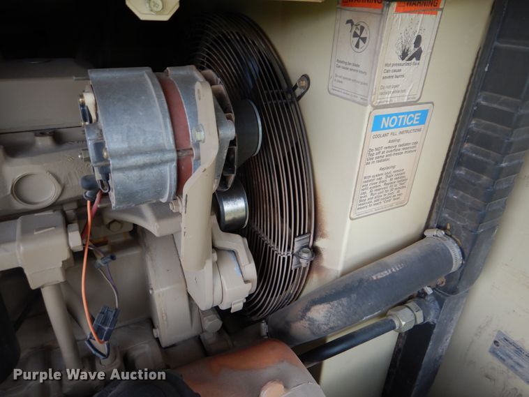 image for item FT9320 1997 Ingersoll Rand P185WJD air compressor