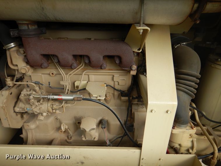 image for item FT9320 1997 Ingersoll Rand P185WJD air compressor