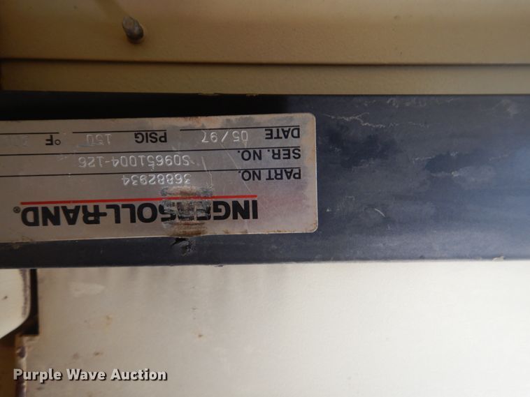 image for item FT9320 1997 Ingersoll Rand P185WJD air compressor