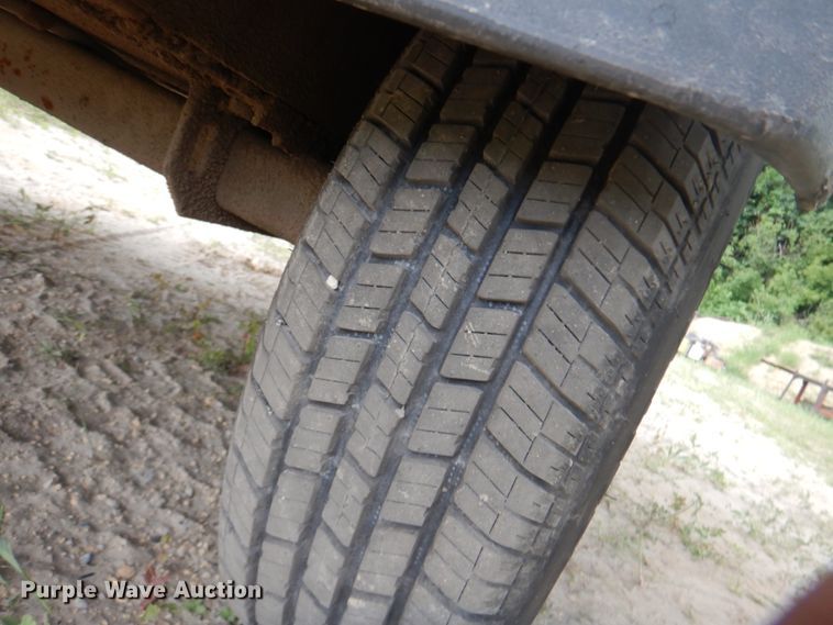 image for item FT9320 1997 Ingersoll Rand P185WJD air compressor