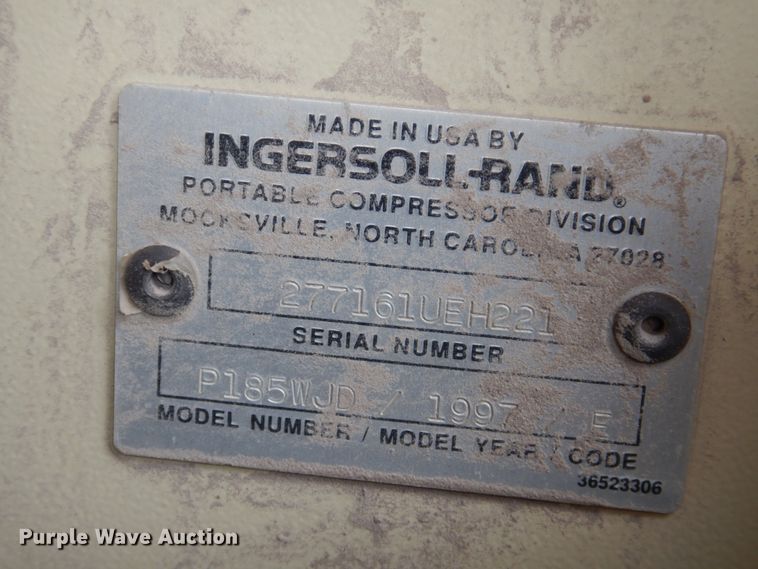 image for item FT9320 1997 Ingersoll Rand P185WJD air compressor