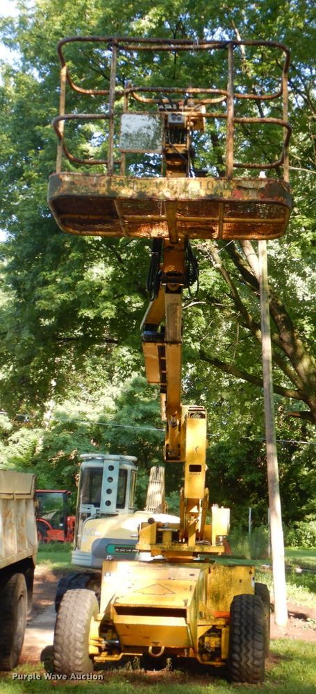 image for item FT9323 Calavar Condor boom lift