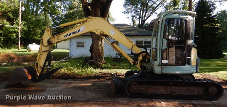 image for item FT9324 1999 Yanmar ViO70 mini excavator