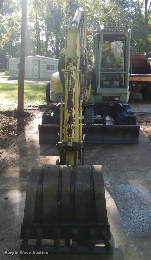 image for item FT9324 1999 Yanmar ViO70 mini excavator