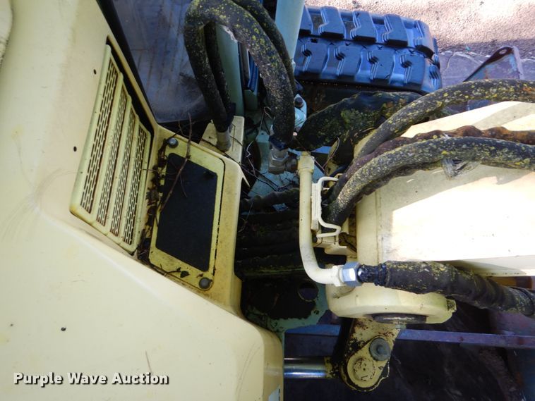 image for item FT9324 1999 Yanmar ViO70 mini excavator