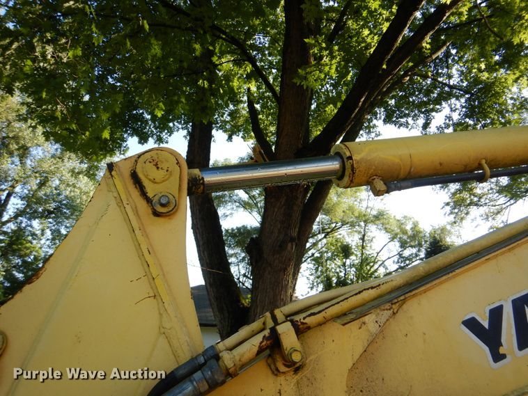 image for item FT9324 1999 Yanmar ViO70 mini excavator