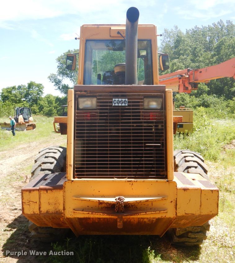 image for item FT9328 1995 Case 621B wheel loader