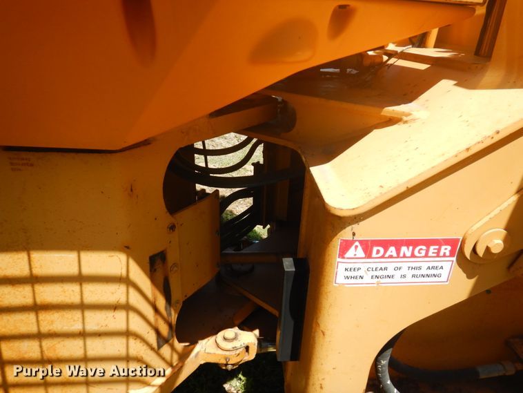 image for item FT9328 1995 Case 621B wheel loader