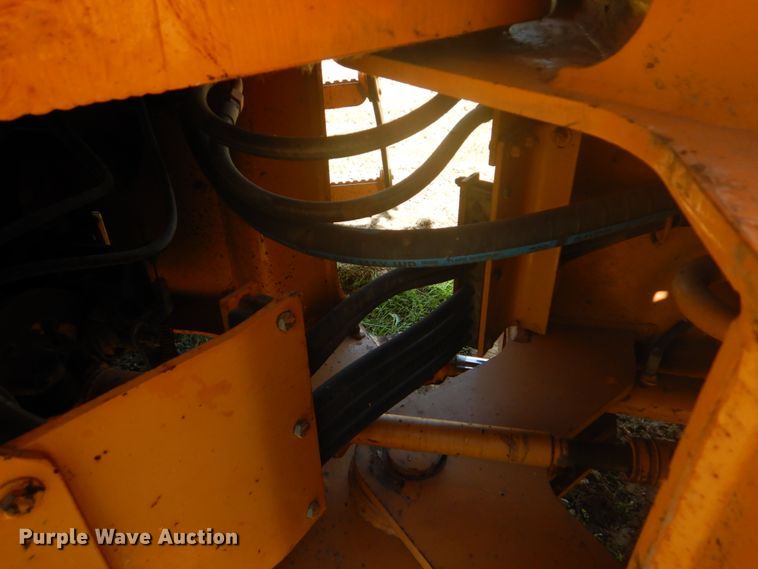 image for item FT9328 1995 Case 621B wheel loader